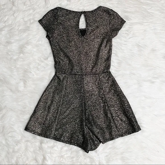 ONE CLOTHING Gold Glittery Romper - Picture 2 of 8